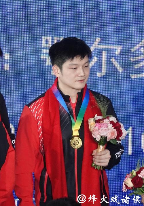 视频|汇丰晋信基金总经理李选进贺新春:在高质量发展的道路上策“马”扬鞭 视频|汇丰晋信基金总经理李选进贺新春:在高质量发展的道路上策“马”扬鞭