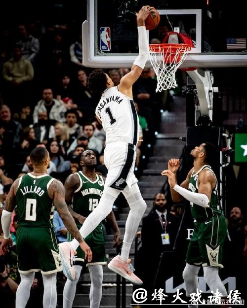 字母哥独木难支 无解防守或助雷霆笑傲NBA杯